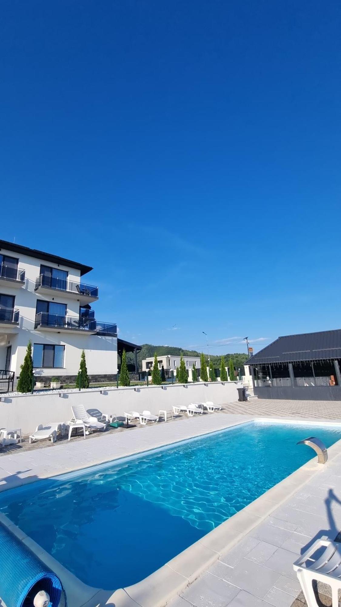 Casa De Vacanta Larisa Novaci-Străini Buitenkant foto